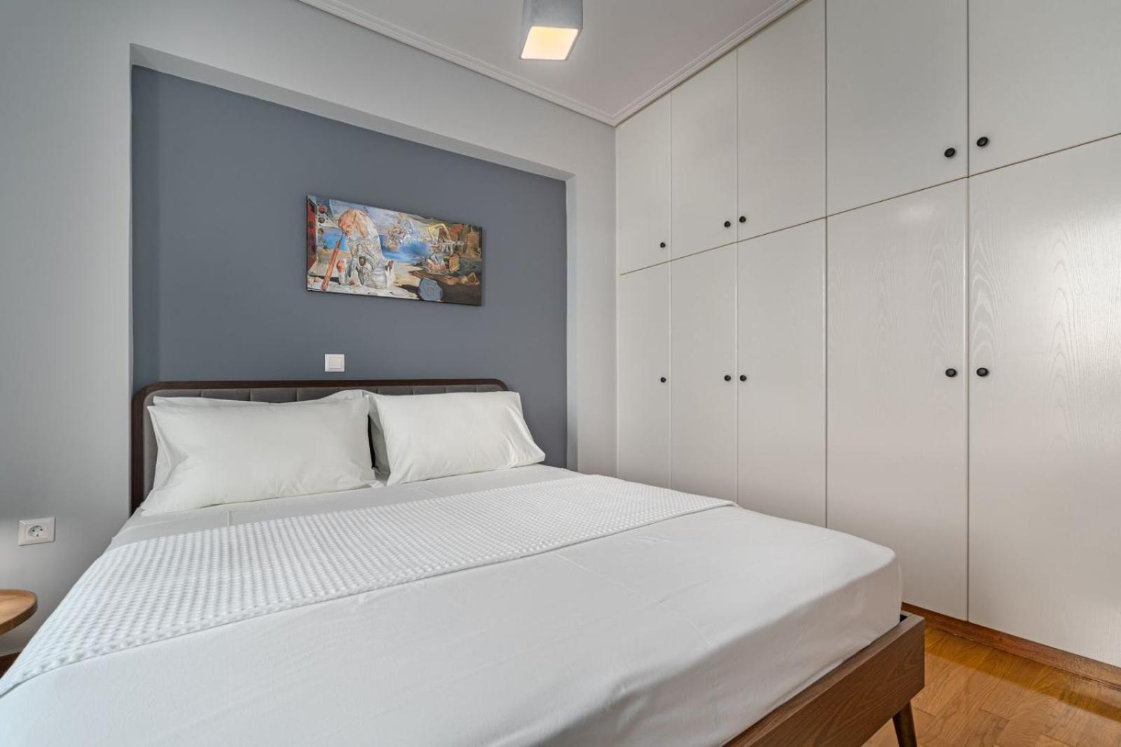 Luxurious Coastal Retreat In Central Glyfada Атина Екстериор снимка