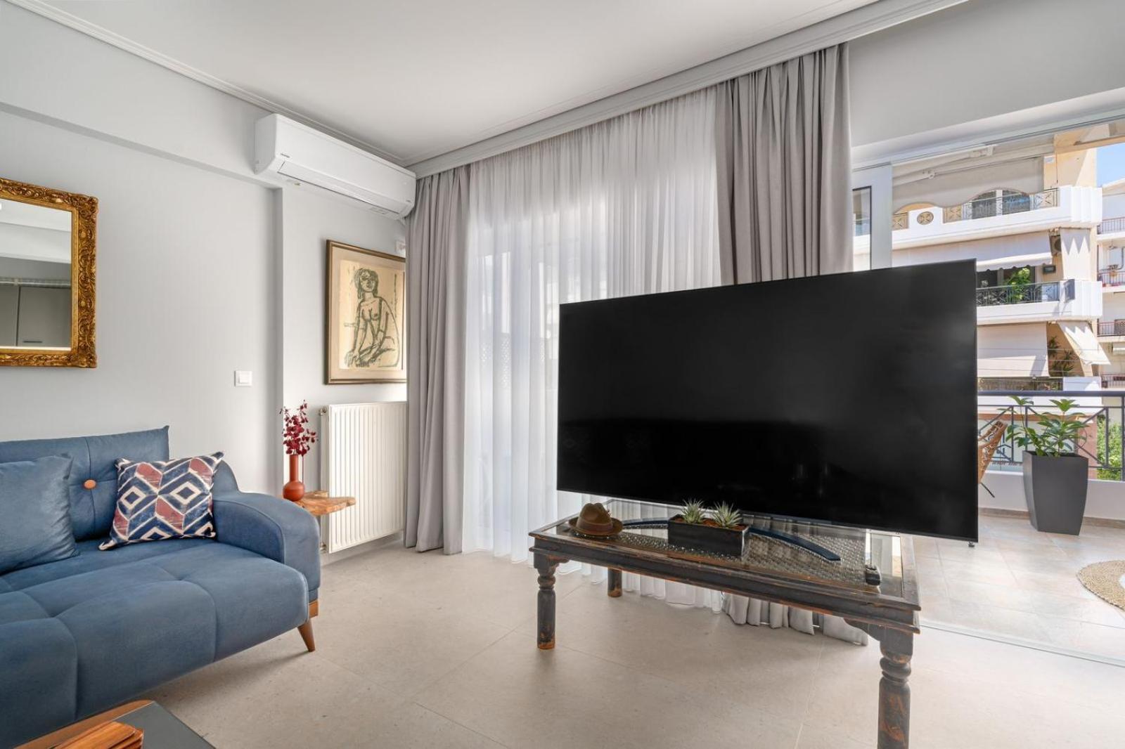 Luxurious Coastal Retreat In Central Glyfada Атина Екстериор снимка