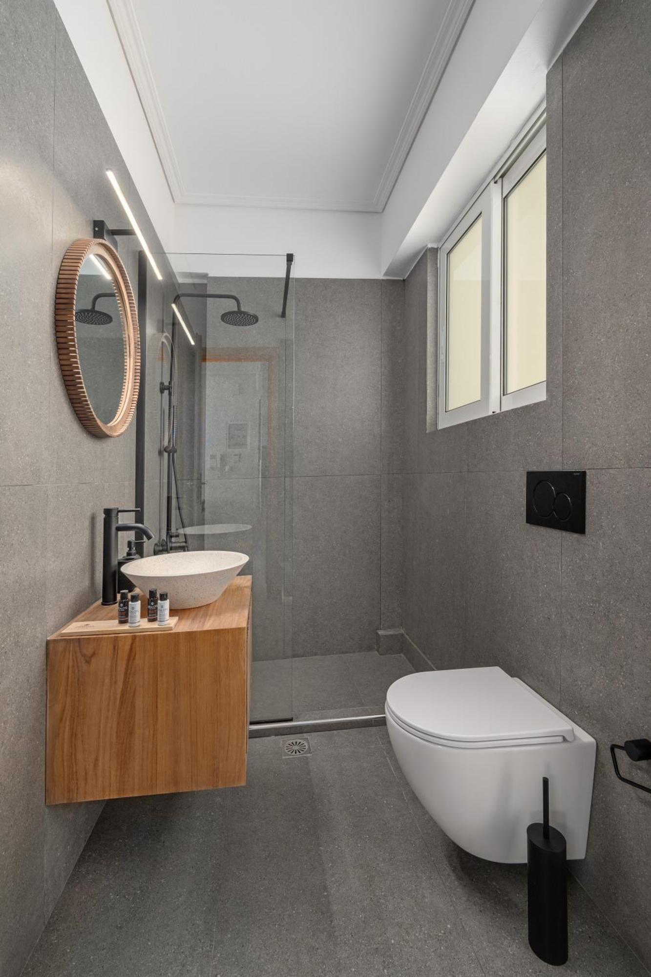 Luxurious Coastal Retreat In Central Glyfada Атина Екстериор снимка